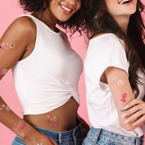 Vista 3 de Flash Tattoos Disco - Tatuajes temporales para niña de vaca 66 tatuajes metálicos Vaquera, decoración de fiesta de Bach, Giddy Up, regalo