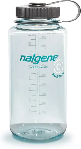 Vista 5 de Nalgene Sustain Tritan - Botellas de agua sin BPA fabricadas con 50% plástico reciclado, 48 onzas y 32 onzas, boca ancha