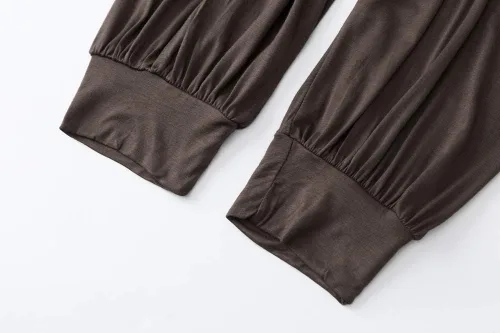Vista 117 de Pantalones de algodón modal para mujer de AvaCostume, pantalones suaves para practicar yoga o deportes.