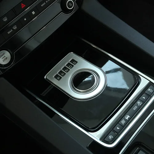 Vista 5 de YIWANG Cubierta de botón de palanca de cambios interior de coche ABS cromado para Jaguar XF XE F-PACE X761 X760 2016-2018