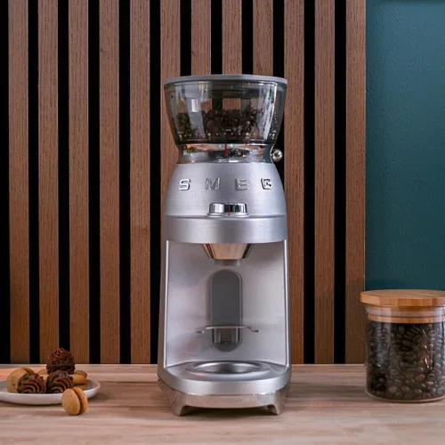 Vista 2 de SMEG Molinillo eléctrico de café expreso, acero inoxidable