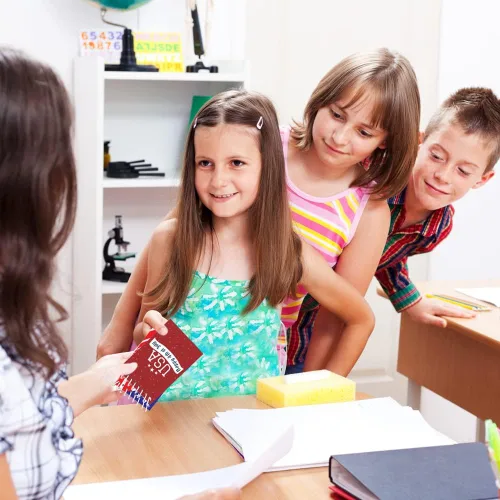 Vista 5 de ArtCreativity Bloc de notas patriótico, paquete de 12 mini cuadernos en espiral con diseño patriótico, bloc de notas pequeños para niños y adultos
