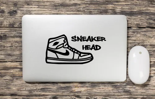 Vista 8 de Calcomanía de pared de vinilo con silueta de tenis – Decoración personalizable para el hogar o la pared de zapatos – Decoración de pared