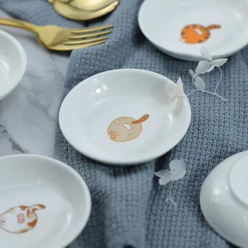 Vista 4 de Cute Cat Butts - Platos de cerámica para salsas, divertidos platos de condimentos para gatos de dibujos animados, cuencos de sushi y soja, platos