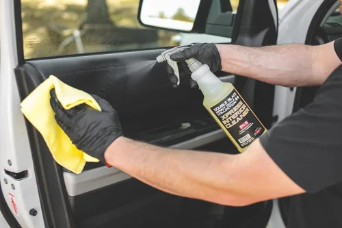 Vista 6 de P&S Detailing Products Xpress - Limpiador de interiores.