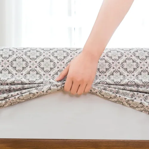 Vista 4 de KACEMOO Juego de sábanas Queen de 4 piezas con estampado floral beige, juego de sábanas bohemias de microfibra con bolsillo profundo, lujosas Beige