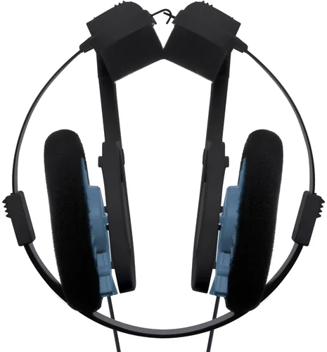 Vista 4 de Koss Porta Pro con micrófono y auriculares remotos en la oreja, enchufe con cable Control remoto táctil, conector de 0.138 in