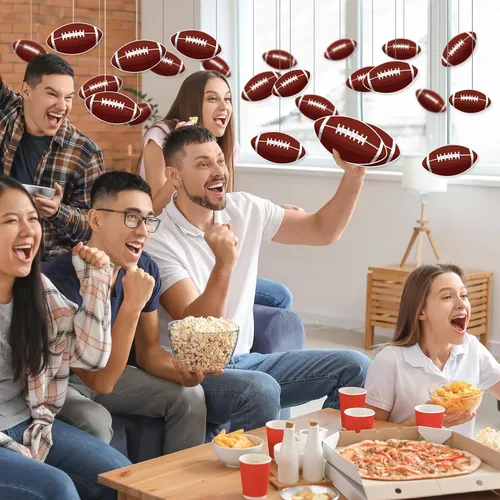 Vista 3 de 50 recortes de papel de fútbol de rugby, recortes temáticos de fiesta de fútbol, decoraciones de tablón de anuncios con 100 puntos de pegamento