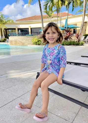 Vista 3 de AIDEAONE Conjunto de traje de baño de 3 piezas para niñas con kimono de secado rápido con cordón de ajuste para 5-12 años