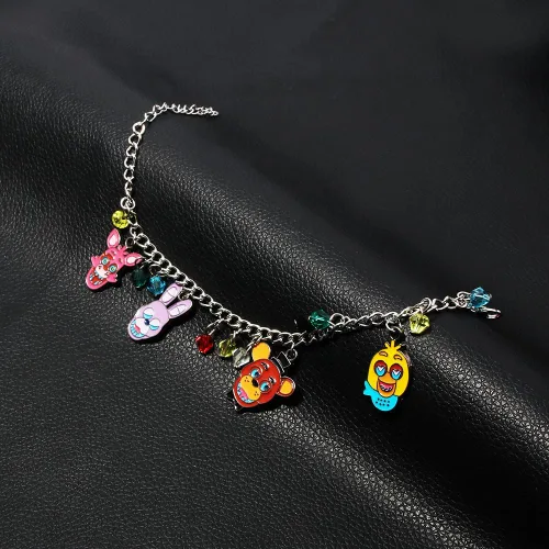 Vista 7 de FNAF - Insignia de guardia de seguridad Pin de guardia nocturno de Freddy Fazbear Regalos de disfraz de la FNAF para niños, hombres, mujeres