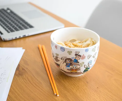 Vista 4 de Surreal Entertainment Avatar: The Last Airbender Juego de vajilla de cerámica japonesa Incluye tazón de ramen de 18 onzas y palillos de cerámica