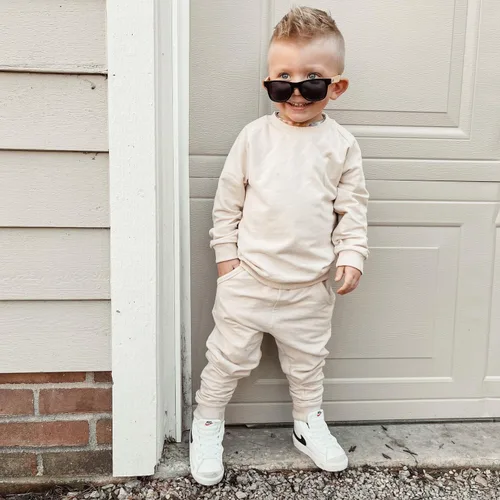 Vista 2 de Conjunto de ropa linda para bebé niño para otoño e invierno con bloques de color a cuadros y manga larga