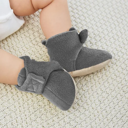 Vista 2 de pureborn Botines de invierno para bebé, de forro polar, antideslizantes, para cuna