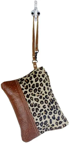 Vista 4 de Myra Bag Wow Factor Bolsa Upcrecycled Cuero de vaca y cuero S-2917