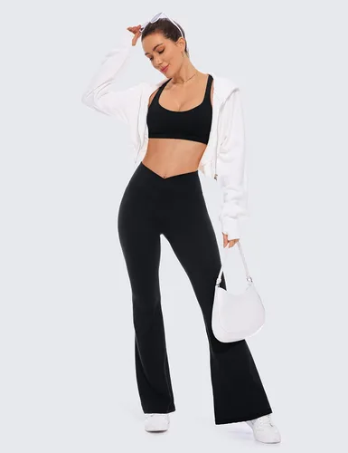 Vista 3 de CRZ YOGA Brasier para deportes de bajo impacto para mujer con tirantes sin varillas acolchado Yoga Bra Tops