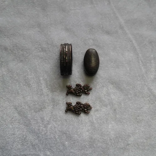 Vista 29 de Espada samurái japonesa KOSHIRAE – Fuchi Kashira Menuki 01-77