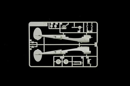 Vista 9 de Italeri 1446 P-38J Lightning 1:72 Kit de modelo de plástico a escala 1:72
