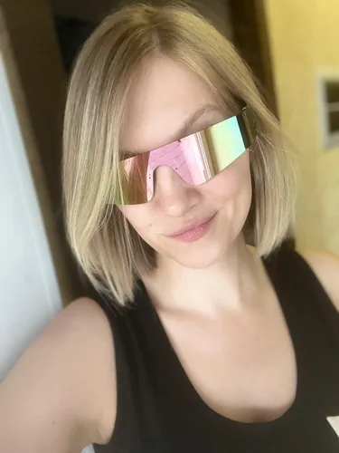 Vista 3 de FEISEDY Gafas de sol futuristas punk sin montura de una pieza, gafas de sol Miorred Shades para mujeres y hombres B2927