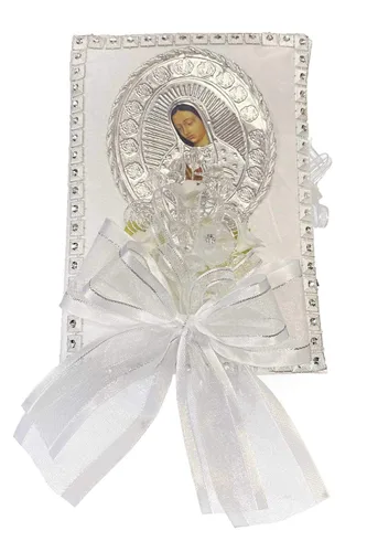 Vista 3 de SWEA Pea & Lilli White Virgin Mary - Juego de velas para bautizos con conchas y recuerdos, color blanco