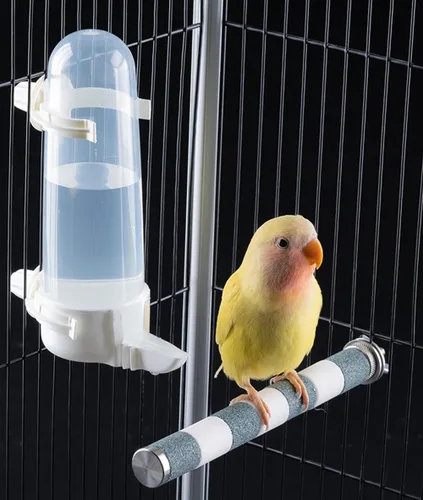 Vista 2 de Pet Bird Waterer – Comedero automático de agua de loros de 8.45 onzas líquidas, dispensador de jaula de pájaros suspendido para periquitos