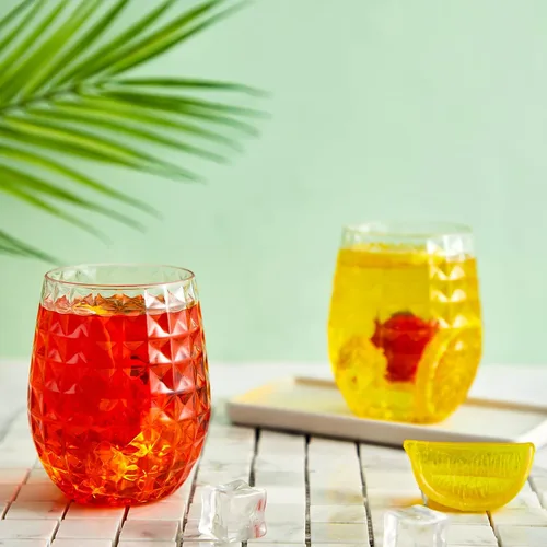 Vista 4 de Ctosree Juego de 12 vasos de piña Tiki de 12 onzas, copas de vino de plástico hawaianas Tiki tazas transparentes sin tallo, reutilizables, tazas