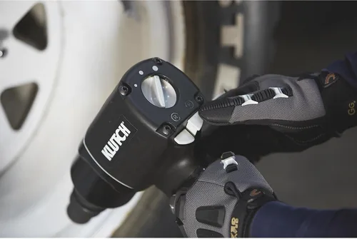Vista 4 de Klutch Llave de impacto neumática: accionamiento de 3/4 pulgadas, 7 CFM, 1,500 pies.-Lbs. Torque