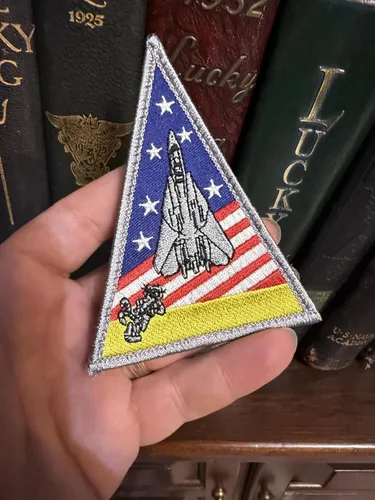 Vista 3 de F-14 Tomcat Triangle Patch - con gancho y bucle, 4