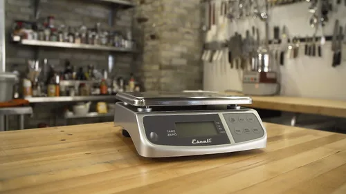 Vista 3 de San Jamar Escali Promzr M-Series Báscula Digital con Retención de Pantalla para Cocinas y Restaurantes, Metal, 33 Libras, Plateado