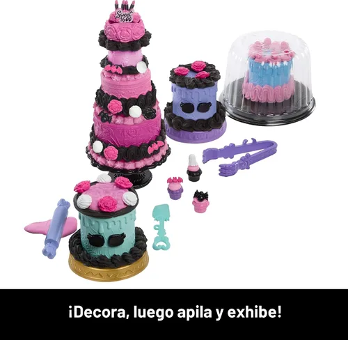 Vista 5 de Monster High Kit de pastel de cumpleaños aterrador y dulce con muñeca Clawdeen Wolf, juego de decoración de pastel con 20+ accesorios como glaseado