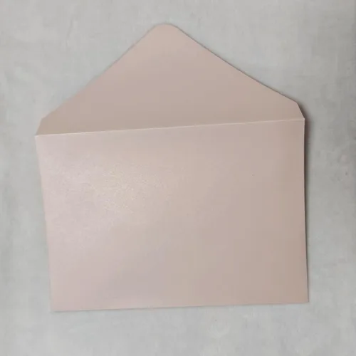 Vista 4 de 25 sobres A7 de color rubor perlado, 5.35 x 7.7 pulgadas, perfectos para bodas de 5 x 7, tarjetas de invitación, invitación de felicitación