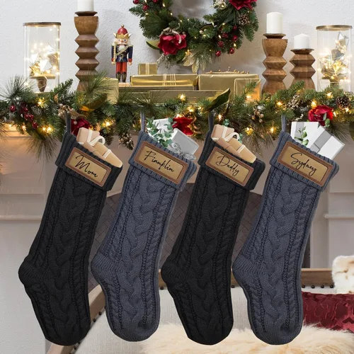 Vista 3 de steo spce Paquete de 4 medias de Navidad personalizadas con parches de cuero, medias de Navidad personalizadas con nombre, medias de Navidad
