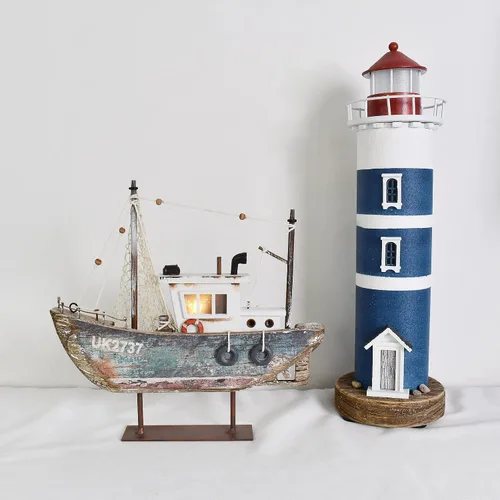 Vista 4 de Velero de madera Decoración náutica con luz LED Modelo de velero decorativo Centro de mesa de barco con temática de playa, decoración rústica
