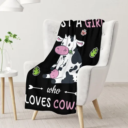 Vista 2 de Manta de vaca para niñas pequeñas, tamaño de regazo de 30 x 40 pulgadas, manta de felpa suave y peluda para regalo, manta negra linda para cama, sofá