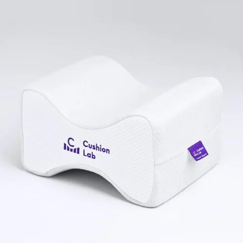 Vista 8 de Cushion Lab Almohada ortopédica extra densa para la rodilla para aliviar el dolor de espalda, dolor de piernas, cadera, embarazo, ciática y dolor