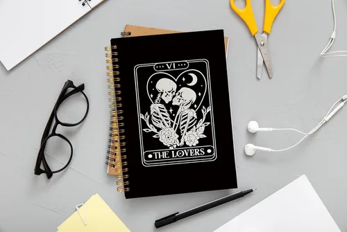 Vista 2 de Cuaderno gótico en espiral, diario gótico para parejas, cuaderno gótico para mujeres y hombres escritura, cuaderno de espiral para parejas de 8.3 x