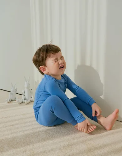 Vista 4 de moimoln Conjunto de pijama de viscosa de bambú suave acanalada de manga larga para bebés y niños, ropa de dormir, 19.7 ft-5T