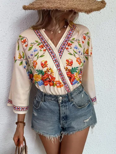 Vista 3 de OYOANGLE Body de manga 34 con cuello en V y estampado floral casual para mujer