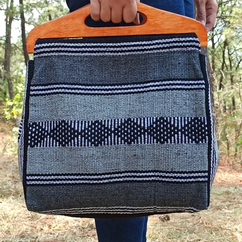 Vista 6 de MEXICANDOO Set of Authentic Mexican Handcrafted Woven Handbag with Wooden Handles and Matching Clutch Bag for Women or Girls