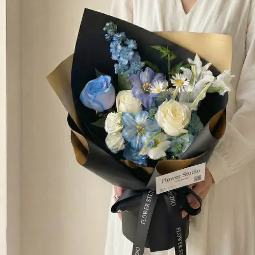 Vista 4 de BBJ WRAPS Papel de regalo de ramo de flores doradas, papel de regalo de flores impermeable, envolturas florales coreanas para arreglos florales