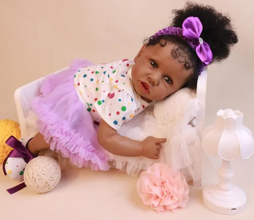Vista 5 de HOOMAI - Muñeca imitación de bebé real, con cuerpo suave de 22.8 pulgadas, muñeca realista de niña afroamericana