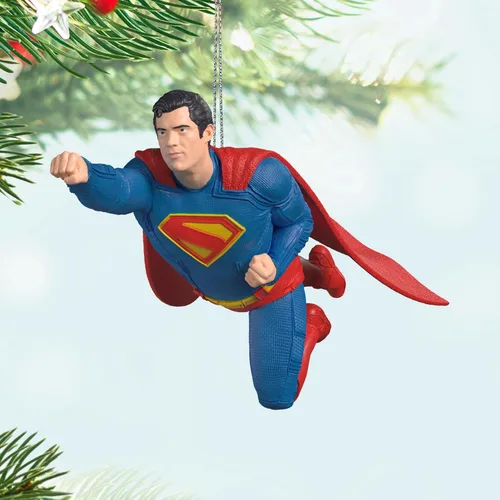 Vista 3 de Hallmark Keepsake Adorno de Navidad 2025, DC Superman, regalos de superhéroes