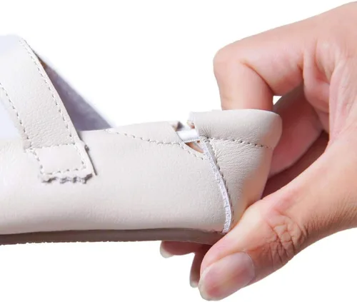 Vista 5 de Zapatos de bebé de cuero genuino para niñas y niños pequeños Mary Jane Zapatos de caminar Prewalker princesa vestido de boda zapatos zapatos