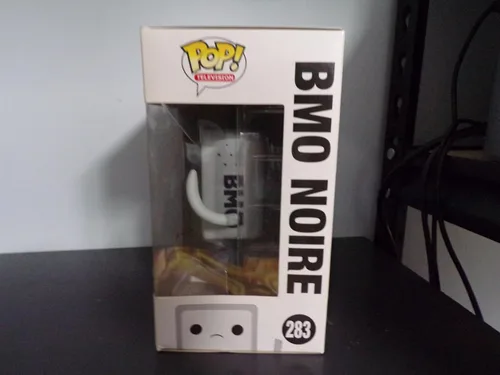 Vista 2 de Funko 6485 – Figura de vinilo Pop Adventure Time 283 BMO Noire