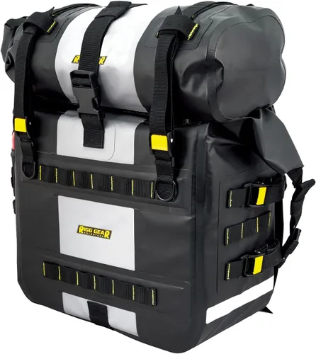 Vista 9 de Nelson-Rigg Bolsa impermeable enrollable Hurricane Dry de 10 L, con tapa enrollable, incluye correas para sujetar al vehículo, válvula de purga