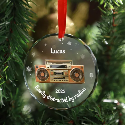 Vista 3 de Personalized Radio Lover Glass Ornament, Custom Retro Boombox Christmas Keepsake with Name and Year, for Music Fans, Xmas Gifts 2025