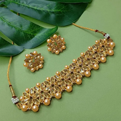 Vista 2 de Efulgenz Juego de collar y aretes de perlas tradicionales de Kundan de imitación de Bollywood indio, Cobre, no conocido