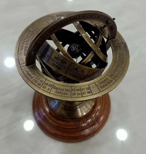 Vista 5 de Decoración de mesa con base de palisandro y esfera armilar de latón náutico de 5 pulgadas, regalo