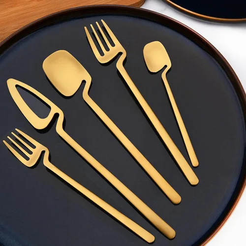 Vista 3 de Juego de cubiertos dorados mate, 20 piezas de cubiertos de acero inoxidable 304 colgantes para 4, juego de utensilios de cocina con acabado Oro