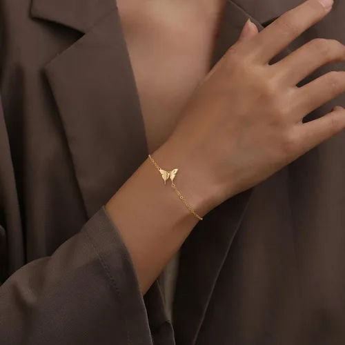 Vista 3 de BRIJEWLIC Butterfly Bracelet Gold Bracelets for Women, 14K Gold Plated Butterfly Cute Bracelets Initial Bracelets for Women Teen Girls Gifts Gold