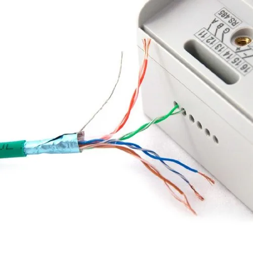 Vista 3 de 4 pares de cables trenzados, CAT5e RS-485 blindado, cable de PVC trenzado (FTP), 50 pies